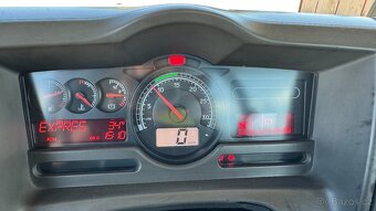 Renault Kerax 450.32 8x4 hákový nosič kontajneru - 8