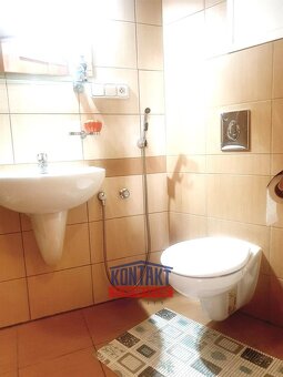 Pronájem podkrovního bytu 1+kk, ulice Na Sadech České Budějo - 8