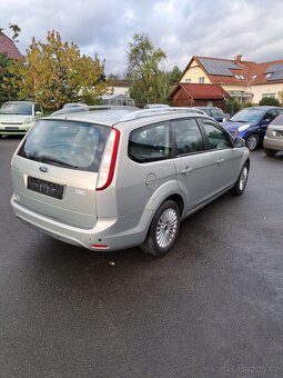 Ford Focus 1.6 benzín 74kW - 8