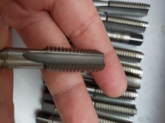 Prodám nové sadové závitníky M12 - 8