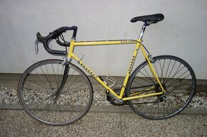 Retro silnicni galuskove kolo PEUGEOT s vybavou SHIMANO - 8