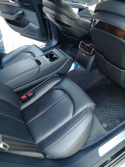 Audi A8L - 8