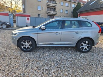 Volvo XC60 2.4d D4 133KW Koupeno nové v ČR, Summum - 8
