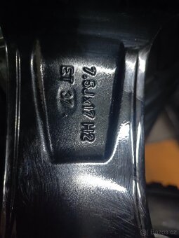 5x112R17 215/55R17 zimní sada Škoda Superb 3 - 8