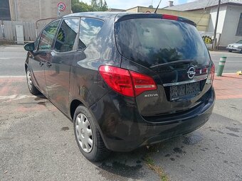 opel meriva - 8