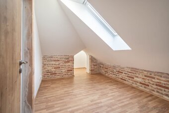 Pronájem bytu 3kk 70m2 v obci Čistá, terasa, parkovací stání - 8