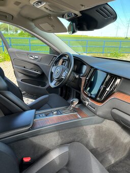 Volvo XC60 D4 AWD Momentum Pro – 6/2018, Nez. top. - 8