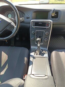 Volvo V60 D2 1.6, r.v.2011 - 8