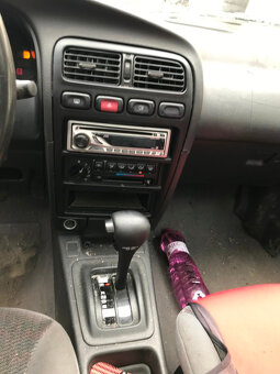 Nissan Primera P10 SLX 2.0i16v automat - náhradní díly - 8