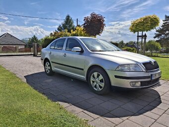 Škoda Octavia II 1.6 MPi - 8