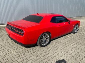 Dodge Challenger 6.4 SRT 392 manuál (č.1097) - 8