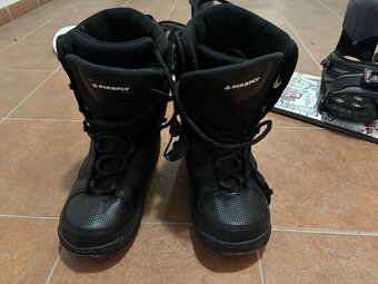 Snowboard s kompletním vybavením - 8