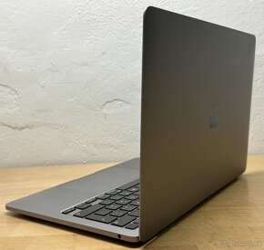 MacBook Pro M1 13” 2020 /8GB RAM/Apple M1/256GB SSD/ Záruka - 8