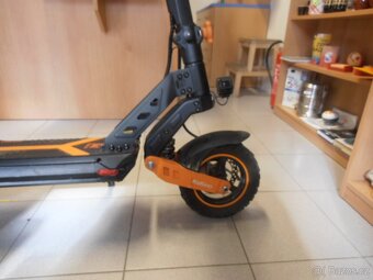 Elektrická koloběžka Kugoo KuKirin G2 Max - 8