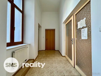 Pronájem ordinace – 103 m² V centru města Opava - 8