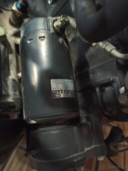 Motor kompletní na Triumpha - 8