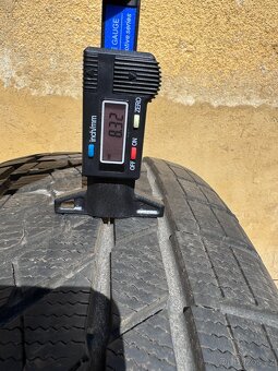 Zimní pneu - 235/60R19 107V XL - Falken Eurowinter HS02 PRO - 8