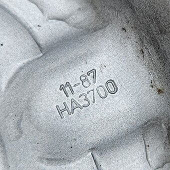 Zimní kola Škoda 165/70/13, 4.5Jx13 ET38 č. AD18 - 8