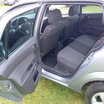 Opel Astra h 1.6 85kw - 8