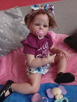 Realistická Reborn panenka batole 65 cm - 8