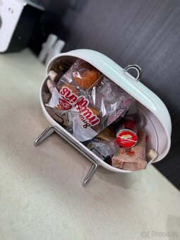 Kuchyňské spotřebiče - šlehač mléka SMEG + chlebník WESCO - 8