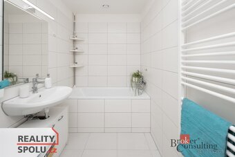 Převod dr. podílu, byty/3+kk, 57 m2, V Zahrádkách, 31200 Plz - 8