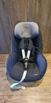 Autosedačky Maxi-Cosi (0-13 kg a 9-18 kg) + Isofix - 8