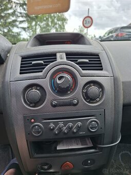 Renault Megane 1,6-16v - 8