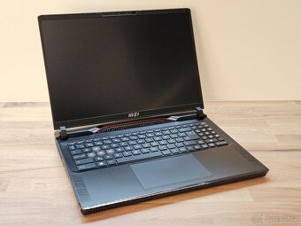 16"_MSI RAIDER GE68HX 13V_i7-13700HX_16GB_1TB_RTX 4060 8GB - 8
