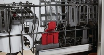 Whirlpool myčka 60cm vestavěná - 8