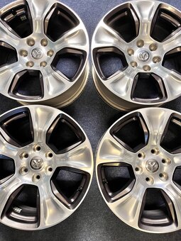 6x139.7 R20 Originál Dodge RAM 1500 REBEL - TOP STAV - - 8