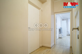 Pronájem bytu 1+1 v Karlových Varech, 40 m², ul. Jateční - 8