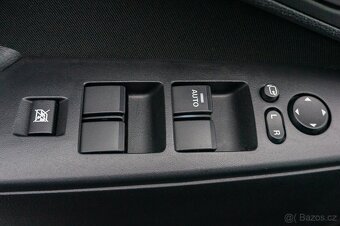 Mazda 3 2.0i Edition - 8