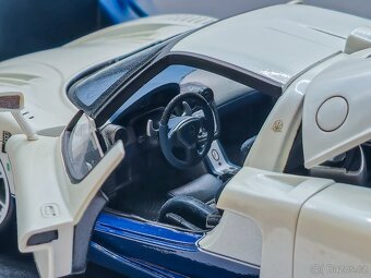 Maserati MC12 1:18 HotWheels ELITE - 8