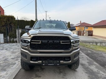 DODGE RAM 2500 HEMI LPG  ROUGH COUNTRY - 8