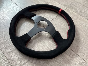 Nový černý tříramenný sportovní volant ( 350mm ) červená nit - 8