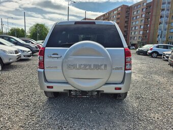 Suzuki Grand Vitara,1.9DDiS,95KW,4x4,KEYLESS,VÝHŘEV,9/2010 - 8