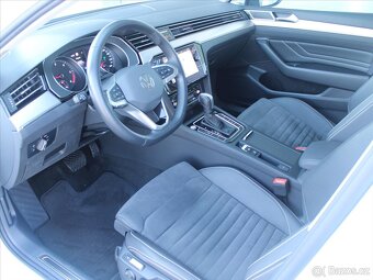 Volkswagen Passat 2,0 TDi 110kW DSG Elegance ČR 1.maj CR BMT - 8