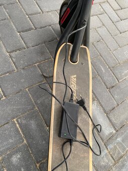 Elektrokoloběžka VeGa viron XL-700 PRO - 8