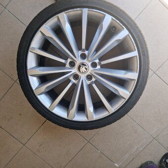 Alu kola superb 3 - 8