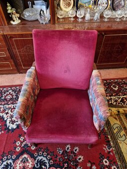 Starožitná masiv rozkládací pohovka a křesla - 8