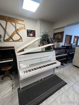 STEINWAY & SONS mod. Z 114 se zárukou 5 let, PRODÁNO - 8