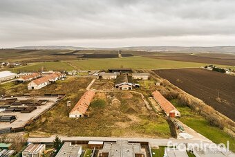 Prodej komerčního pozemku - 9422 m2, ev.č. 01977 - 8