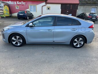 HYUNDAI IONIQ elektric - 8