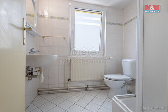 Prodej hotelu s restaurací 3326 m2, Radošov, okr.K.Vary - 8