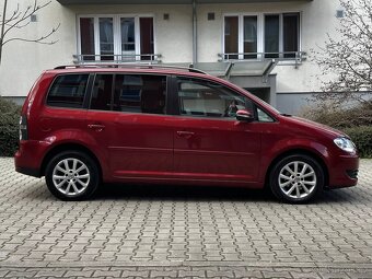 Volkswagen Touran 1.4 TSI 103kW Freestyle Navi Xenony 7 míst - 8