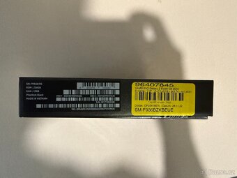 Prodám použitý SAMSUNG Galaxy Z Fold4 5G 12+256GB černá - 8