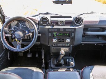 Land Rover Defender 2,2 TD 90kW Crew Cab (2013) - 8