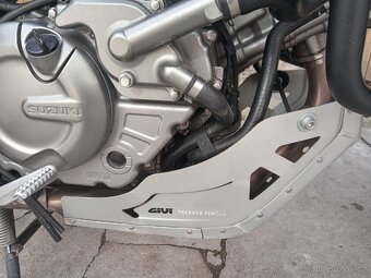Suzuki Dl 650 V-Strom Xt - 8