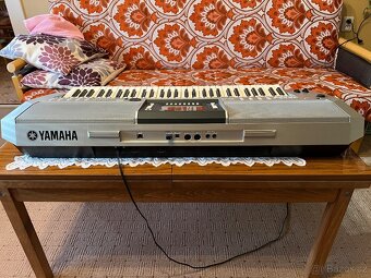 Klávesy PSR-S710 - 8